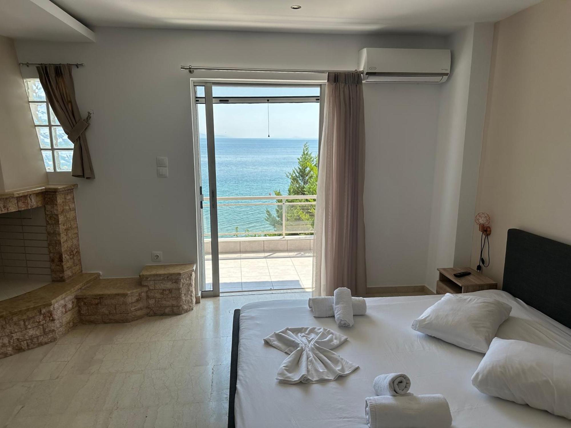 Aqua Apartments Loutra Oraias Elenis Exterior photo